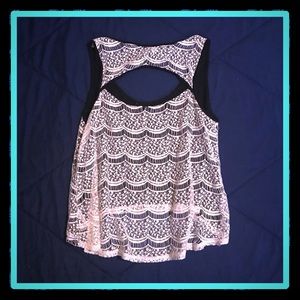 Women’s S.O.Y. Sleeveless Top